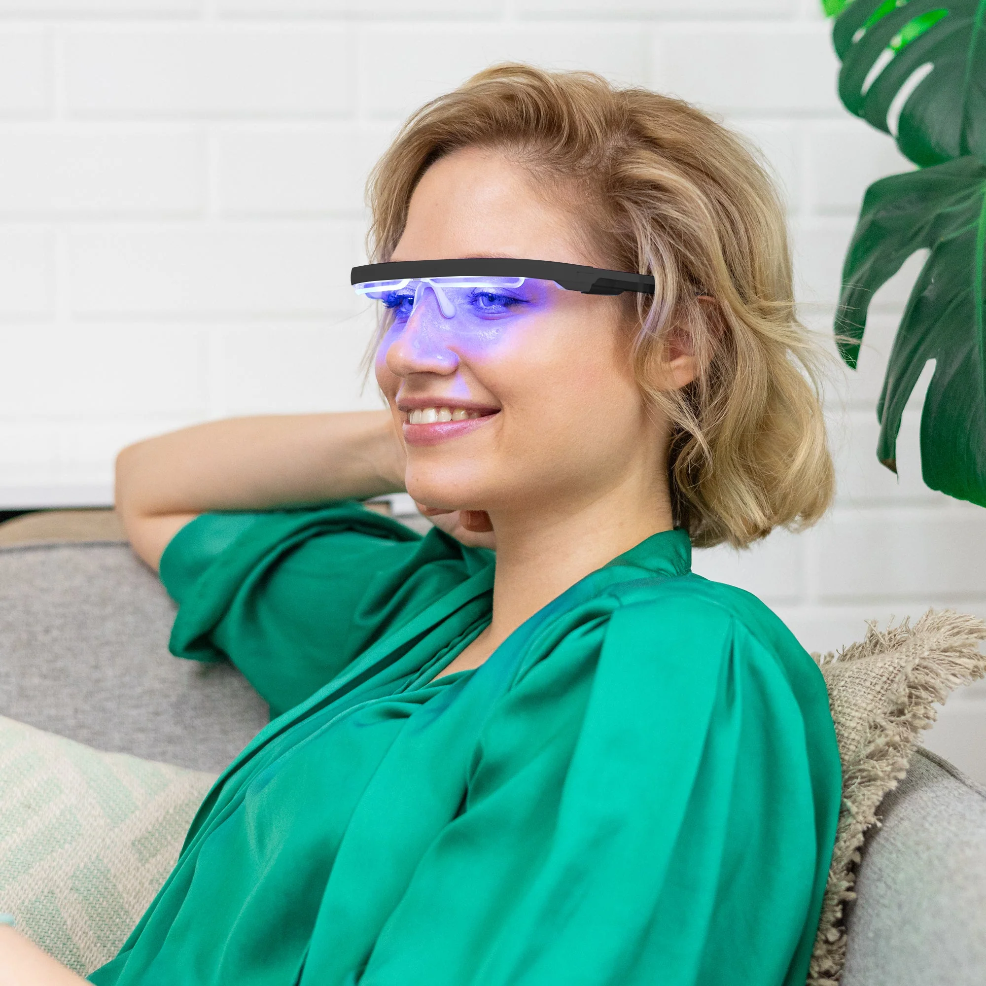 AYO Circadian Health Wearable - Image 4