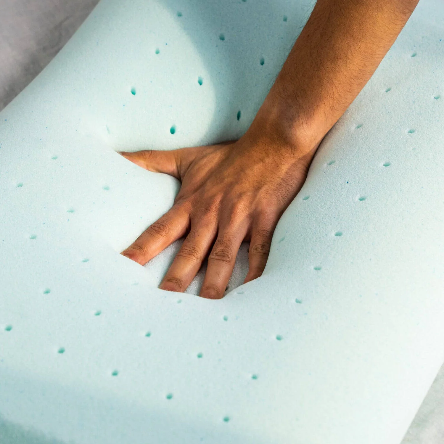Gel Memory Foam Pillow - Image 6
