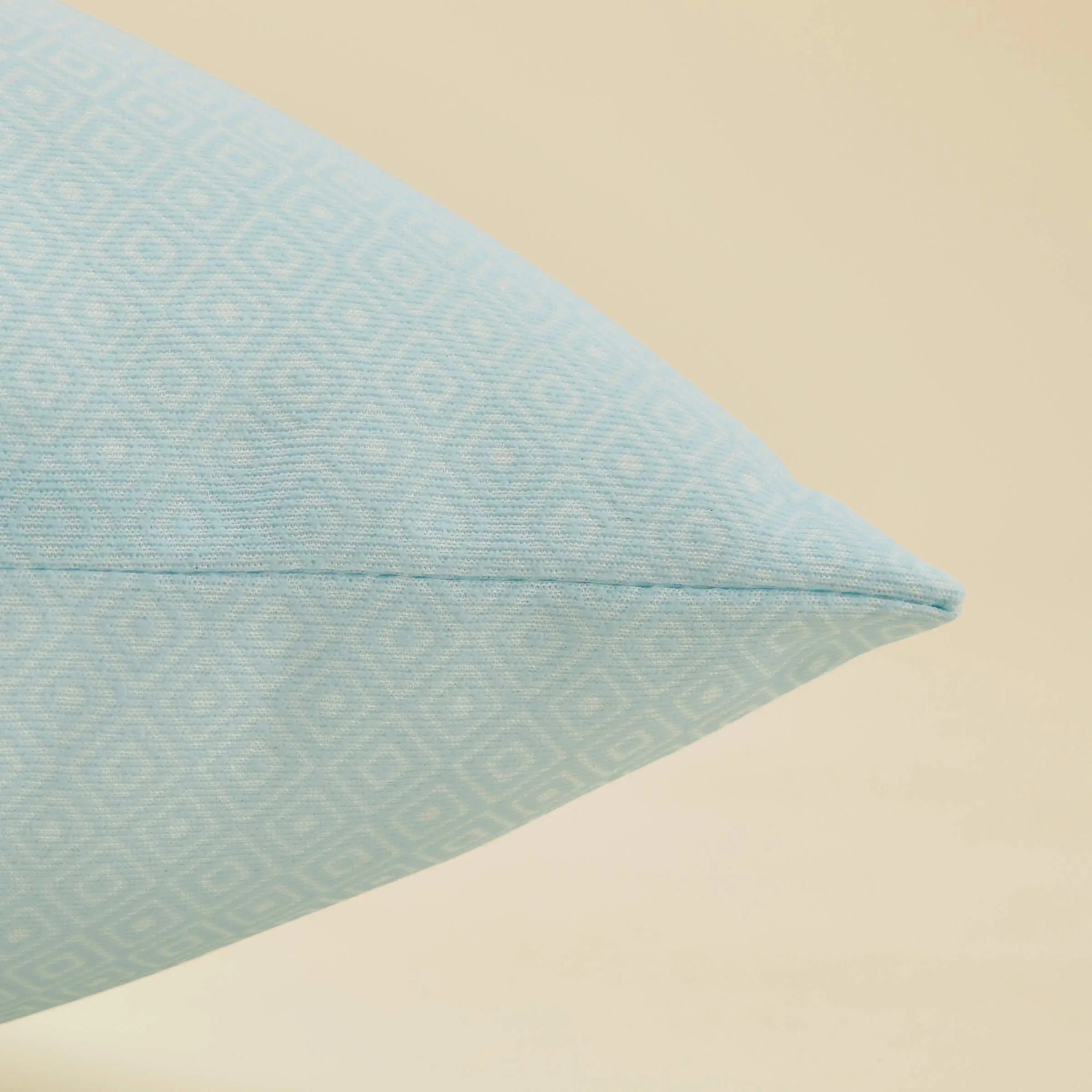 UltraCool Pillow - Image 7
